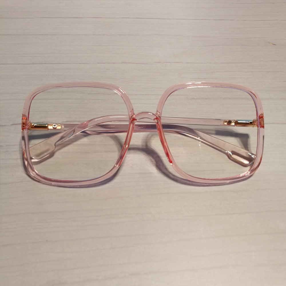 Lunettes Vintage carrées claires pour femmes.